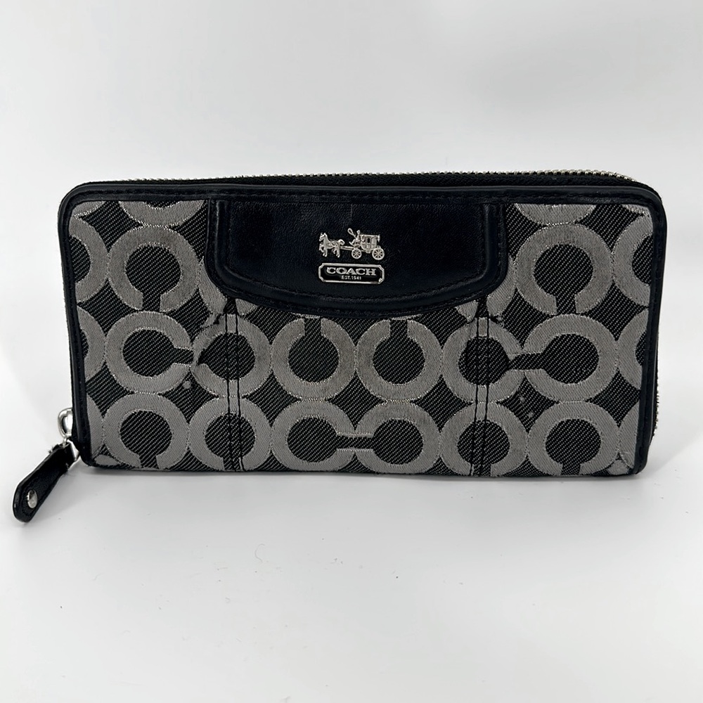 Coach CC zip around wallet